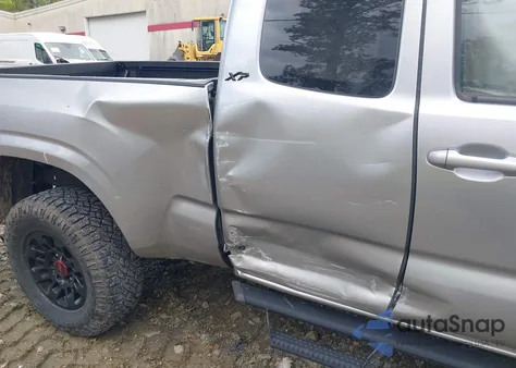 2023 Toyota Tacoma Sr5 z USA, uszkodzony, nr VIN 3TYRX5GNXPT069128